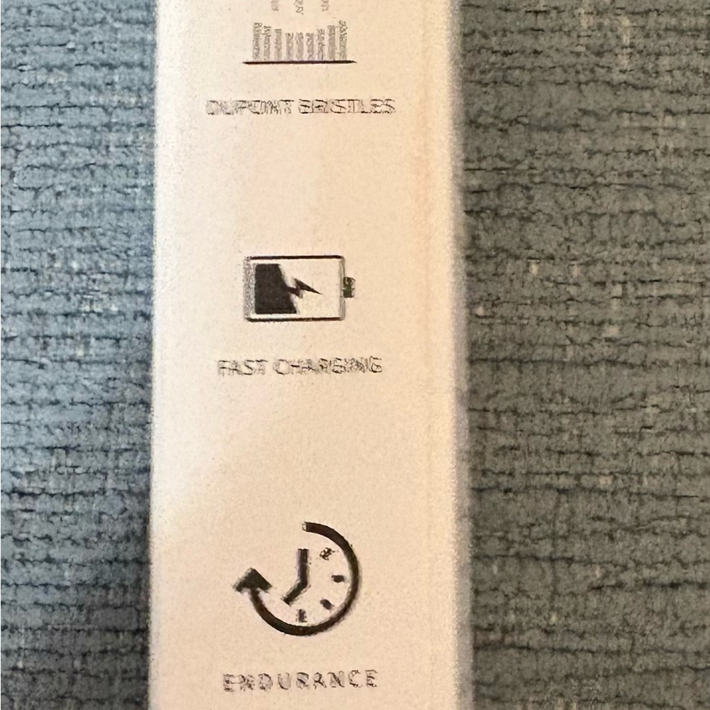 Sonic Black Electric Toothbrush with 4 Heads NWT - Picture 2 of 3